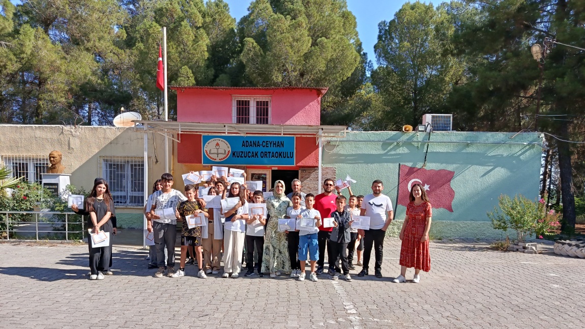 Öğrencilerimizin karne sevinci
